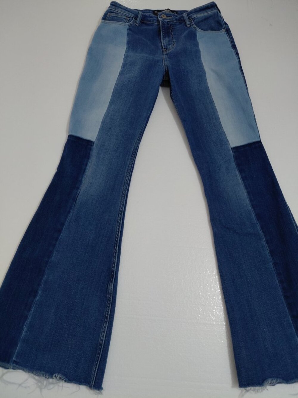 patchwork festival Hollister color block bootcut jean 5S 27x30 high rise stretch